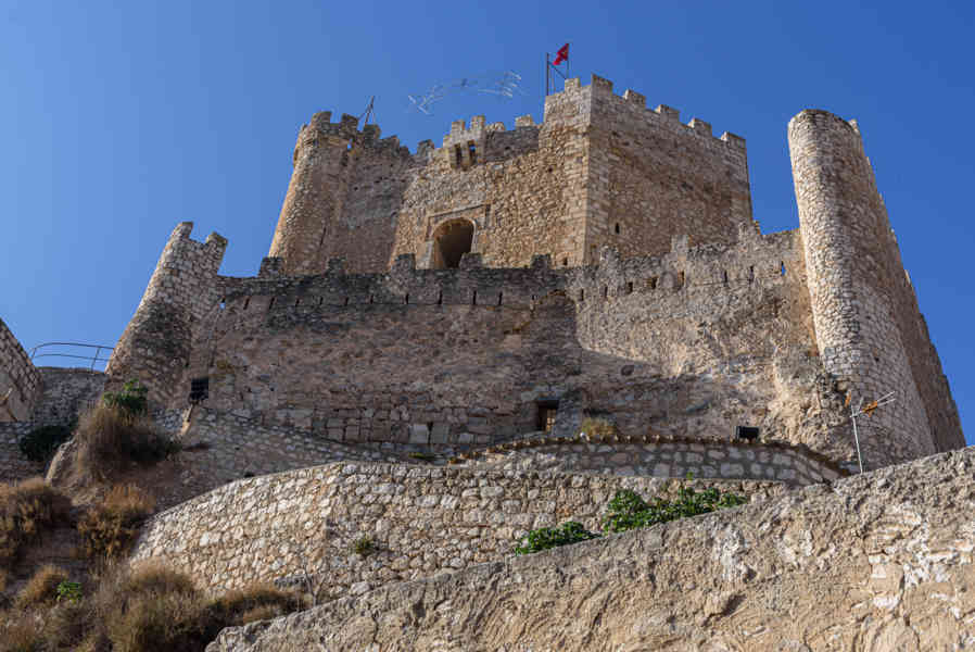 Albacete - Alcalá del Júcar 23 - castillo de Alcalá del Júcar.jpg